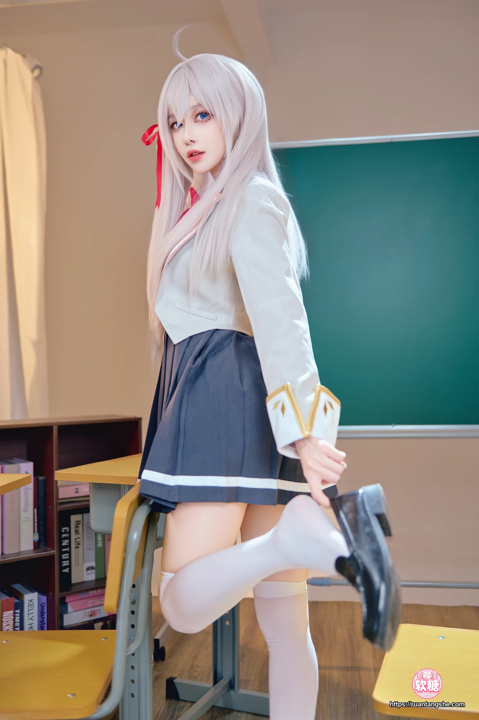 Shika小鹿鹿 Shika小鹿鹿 NO.123 - 邻座艾莉同学