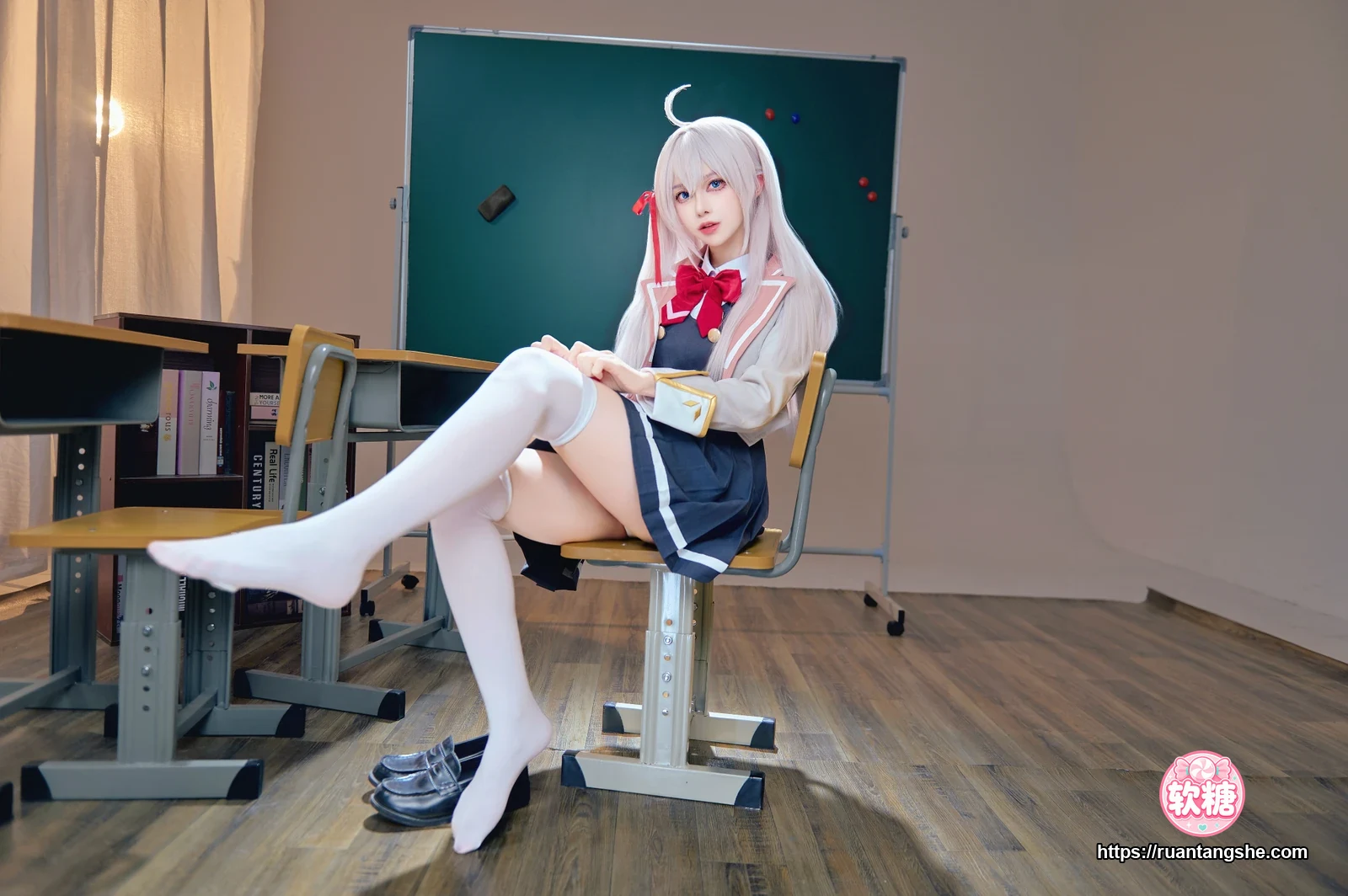 Shika小鹿鹿 Shika小鹿鹿 NO.123 - 邻座艾莉同学