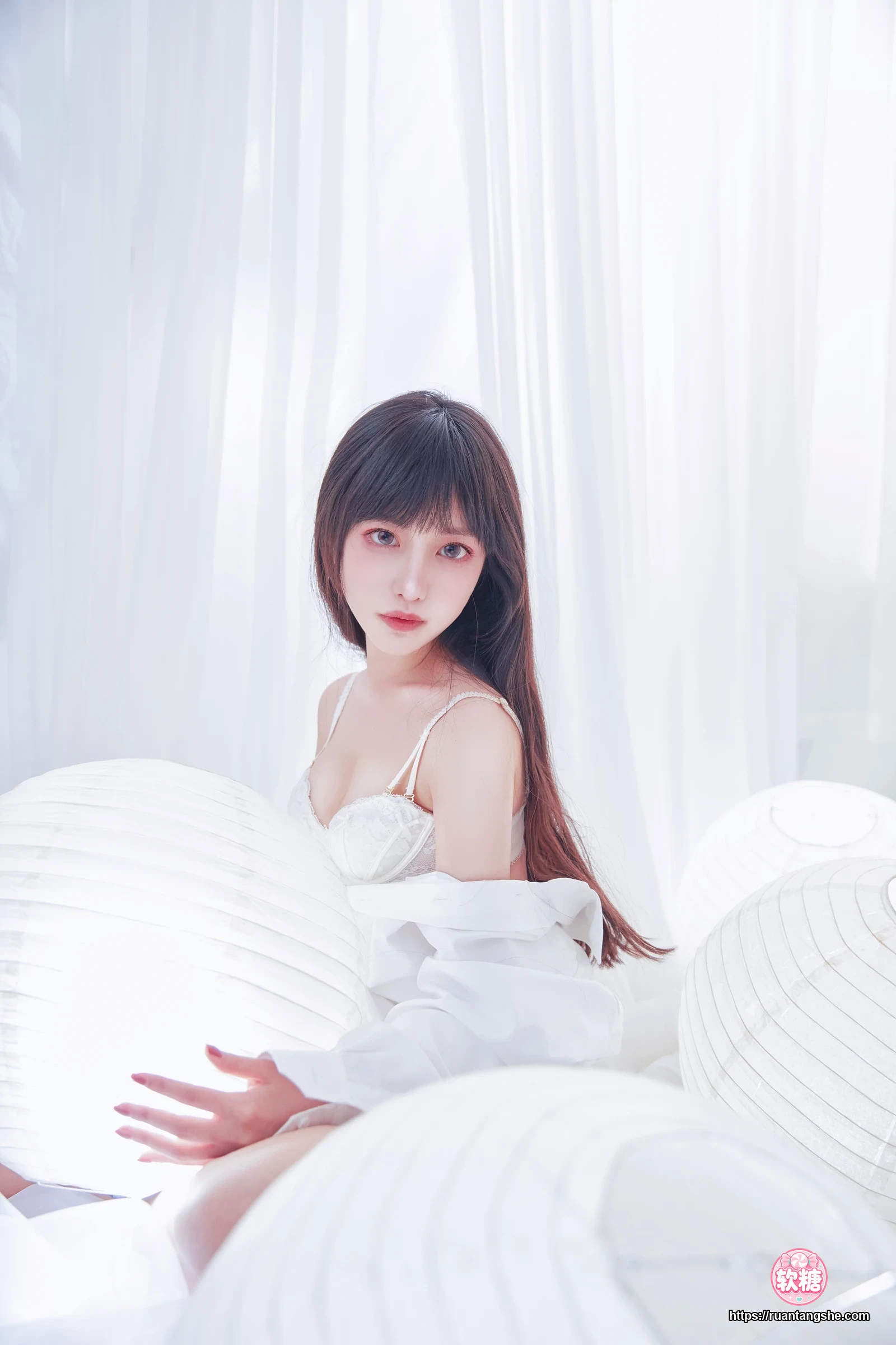 Shika小鹿鹿 Shika小鹿鹿 NO.17 - 纯白