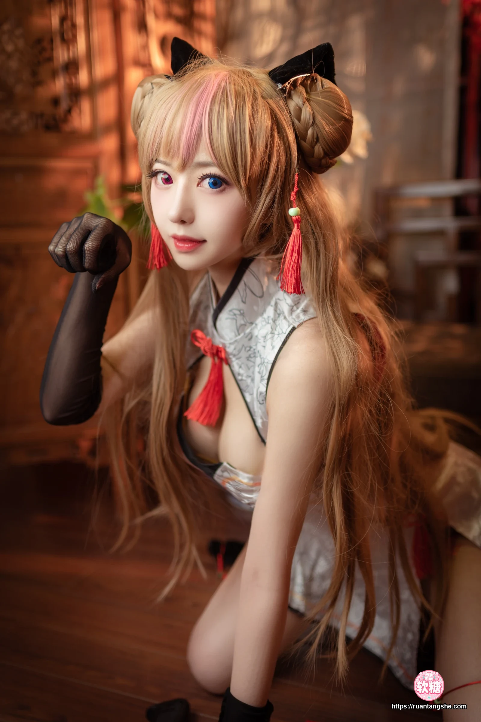 Shika小鹿鹿 Shika小鹿鹿 NO.18 - 蜂糖花