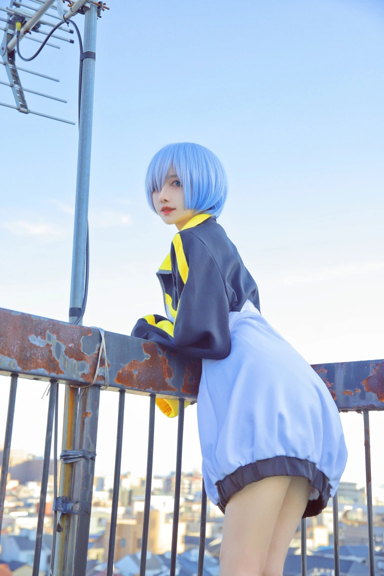 Shika小鹿鹿《蕾姆天台》写真图集 12P｜在线预览与图包下载