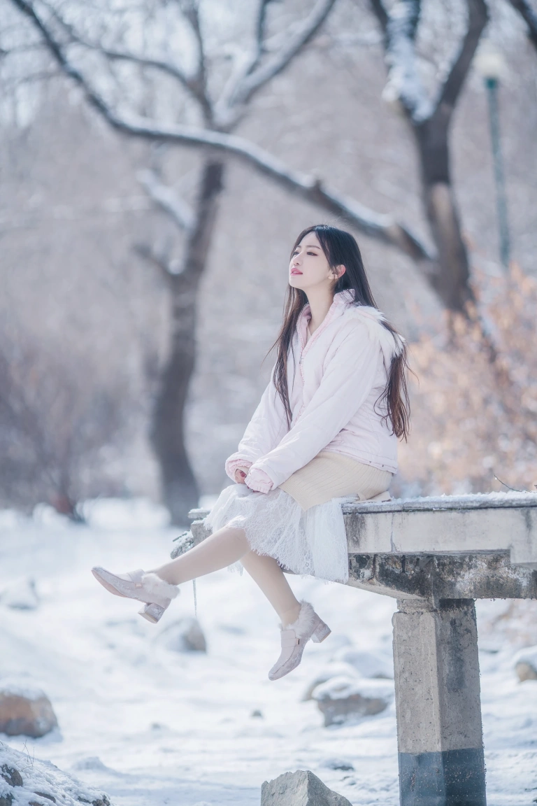 Shika小鹿鹿《雪景》写真图集 29P｜在线预览与图包下载