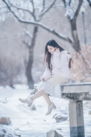 Shika小鹿鹿《雪景》写真图集 29P｜在线预览与图包下载