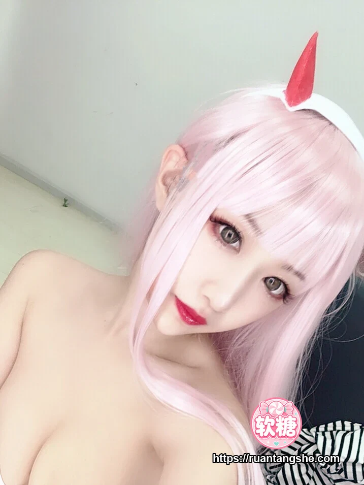 Shika小鹿鹿 Shika小鹿鹿 NO.52 - 自拍
