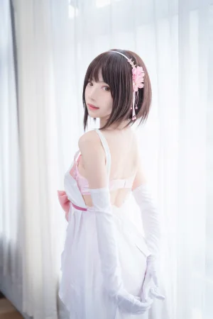 Shika小鹿鹿《加藤惠》写真图集 61P+1V｜在线预览与图包下载