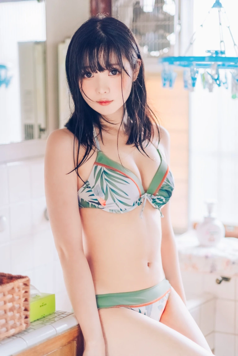 霜月shimo《Summer》写真图集 95P｜在线预览与图包下载