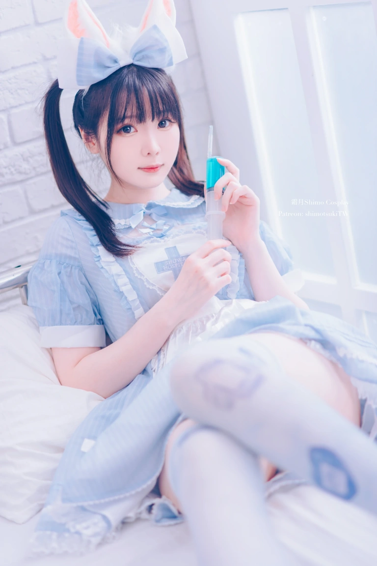 霜月shimo《11月本》写真图集 63P｜在线预览与图包下载