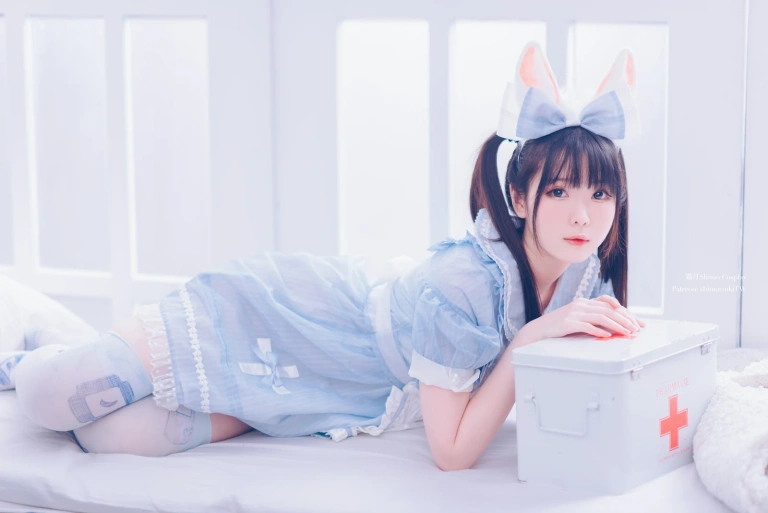 霜月shimo《11月本》写真图集 63P｜在线预览与图包下载