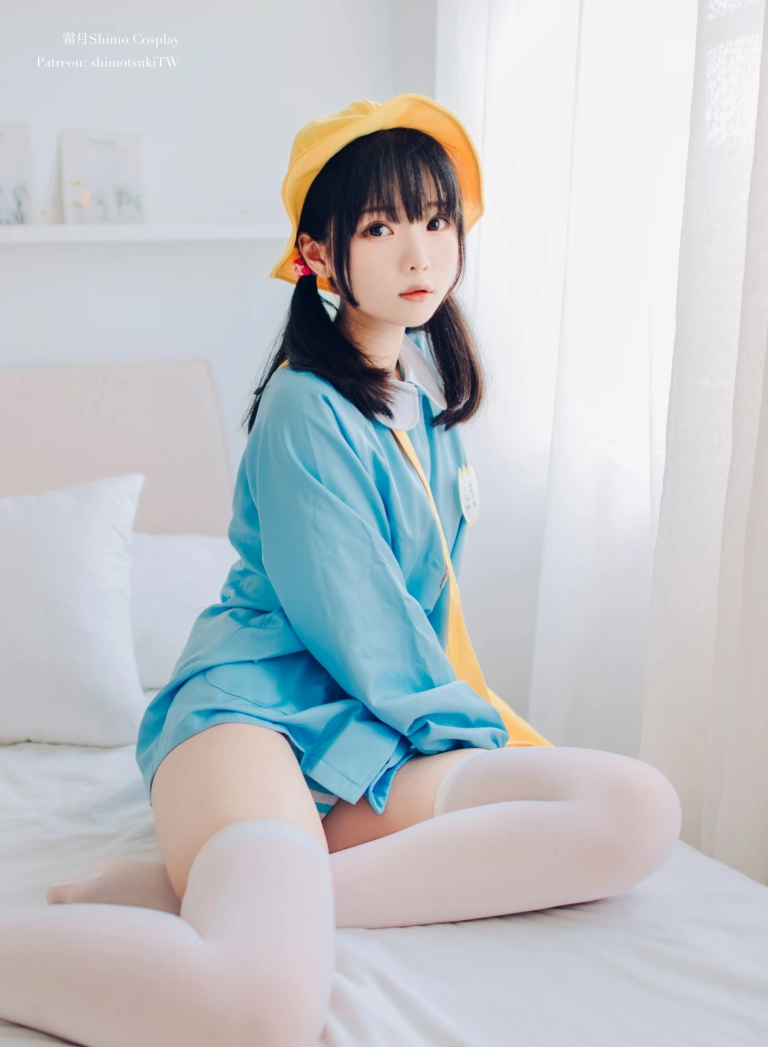 霜月shimo《幼稚园》写真图集 12P｜在线预览与图包下载