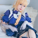 霜月shimo《贞德》写真图集 15P｜在线预览与图包下载
