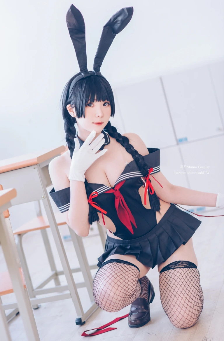 霜月shimo《卯月桃子 水手服兔女郎》写真图集 19P｜在线预览与图包下载