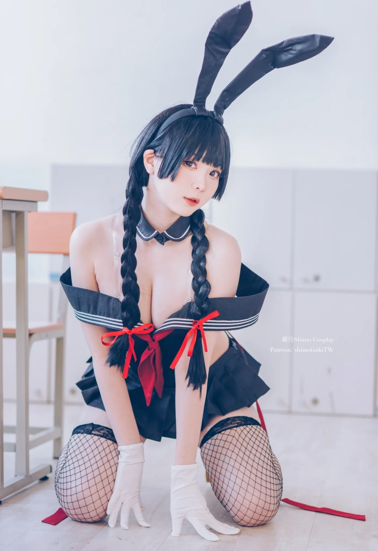 霜月shimo《卯月桃子 水手服兔女郎》写真图集 19P｜在线预览与图包下载