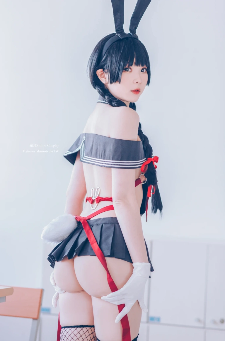 霜月shimo《卯月桃子 水手服兔女郎》写真图集 19P｜在线预览与图包下载