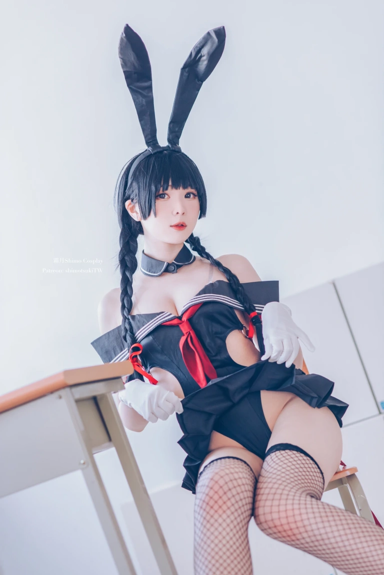 霜月shimo《卯月桃子 水手服兔女郎》写真图集 19P｜在线预览与图包下载