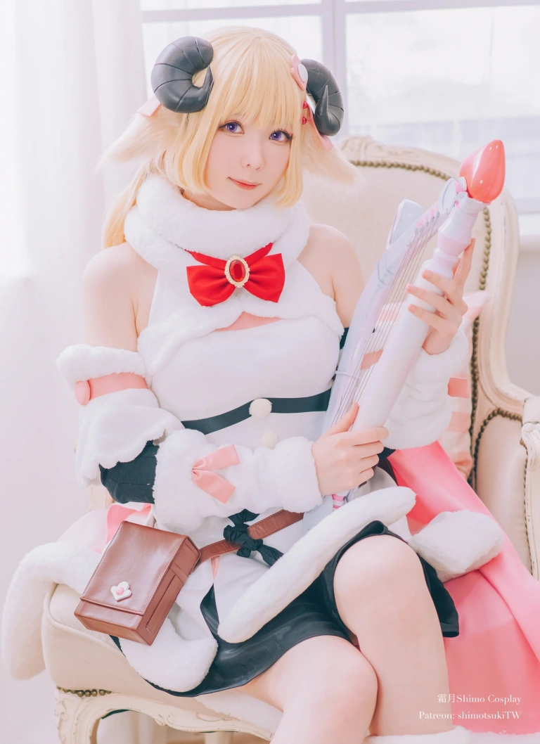 霜月shimo《Hololive 角卷綿芽》写真图集 13P｜在线预览与图包下载