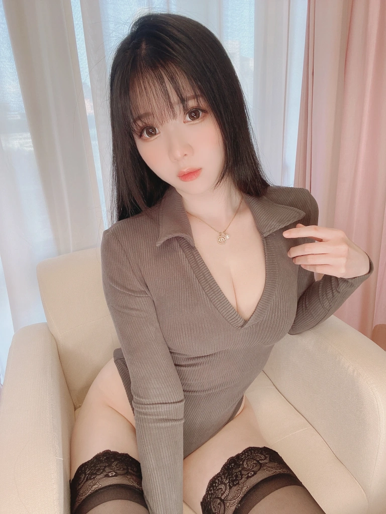 霜月shimo《Fantia 2022年02月会员合集（6期）》写真图集 114P｜在线预览与图包下载