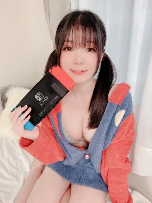 霜月shimo《Fantia 2022年03月会员合集（6期）》写真图集 113P｜在线预览与图包下载