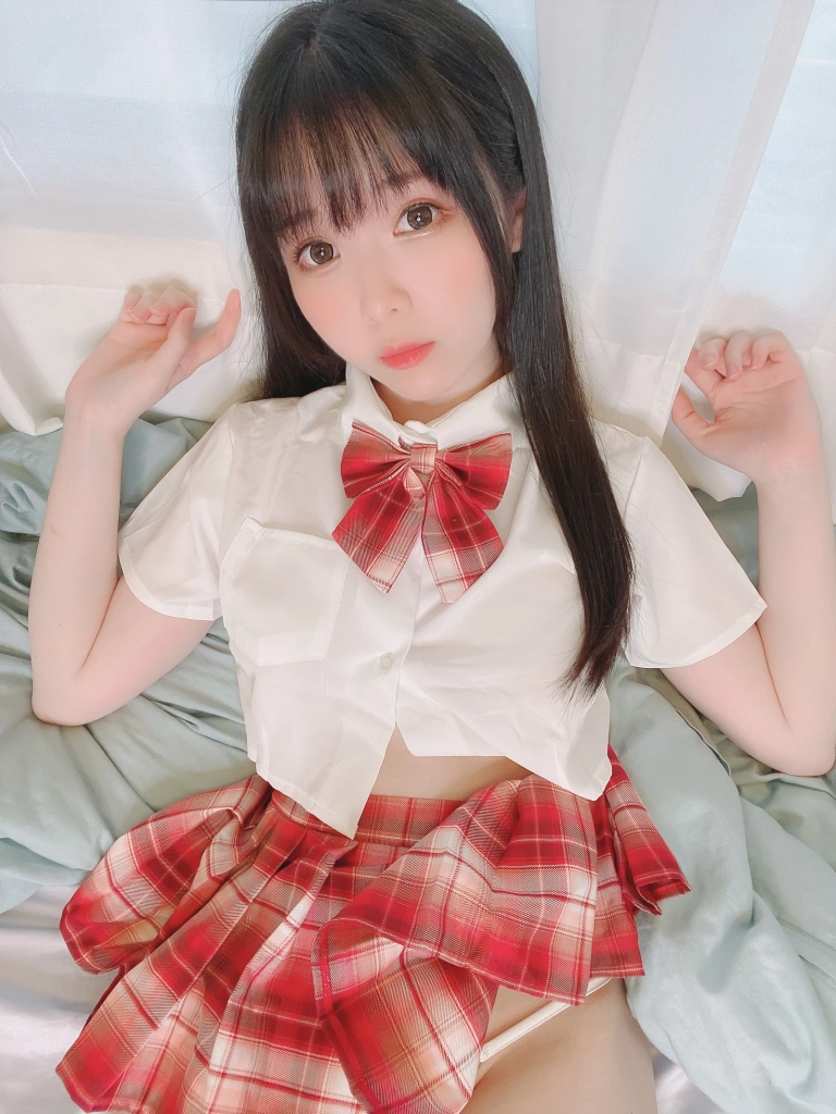 霜月shimo《Fantia 2022年06月会员合集（6期）》写真图集 122P｜在线预览与图包下载