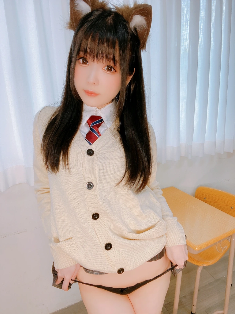 霜月shimo《Fantia 2022年07月会员合集（7期）》写真图集 133P｜在线预览与图包下载