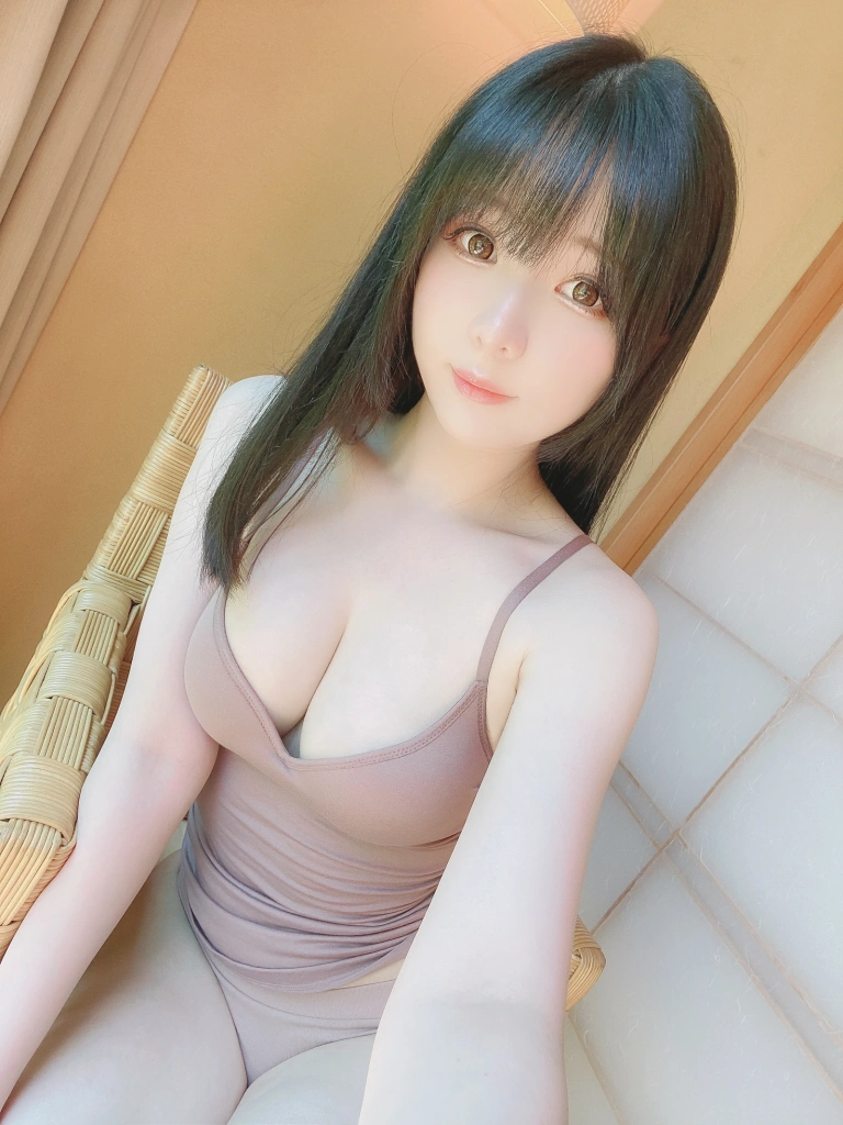 霜月shimo《Fantia 2022年10月会员合集（5期）》写真图集 117P｜在线预览与图包下载