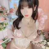 霜月shimo《Fantia 2022年11月会员合集（6期）》写真图集 113P｜在线预览与图包下载