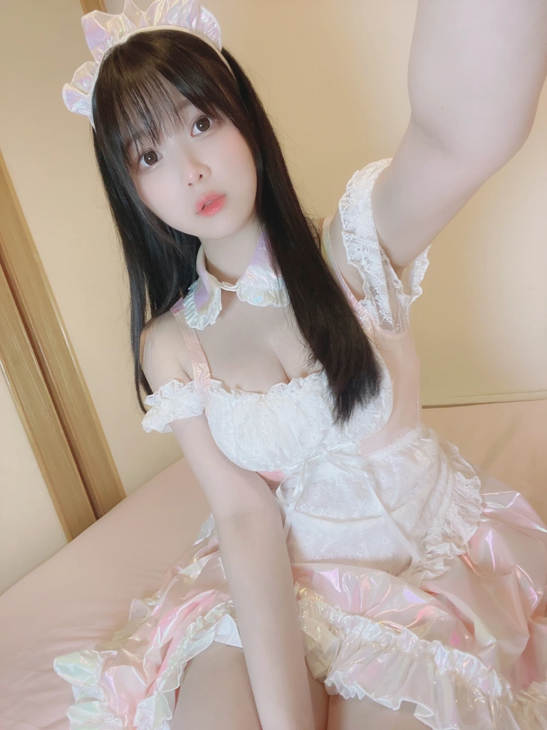 霜月shimo《Fantia 2023年02月会员合集（4期）》写真图集 72P｜在线预览与图包下载