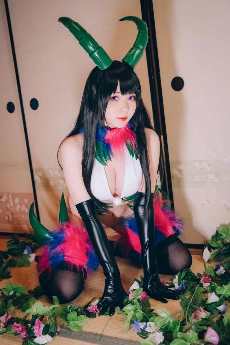 霜月shimo《惡魔姊姊千夜寫真本》写真图集 85P｜在线预览与图包下载