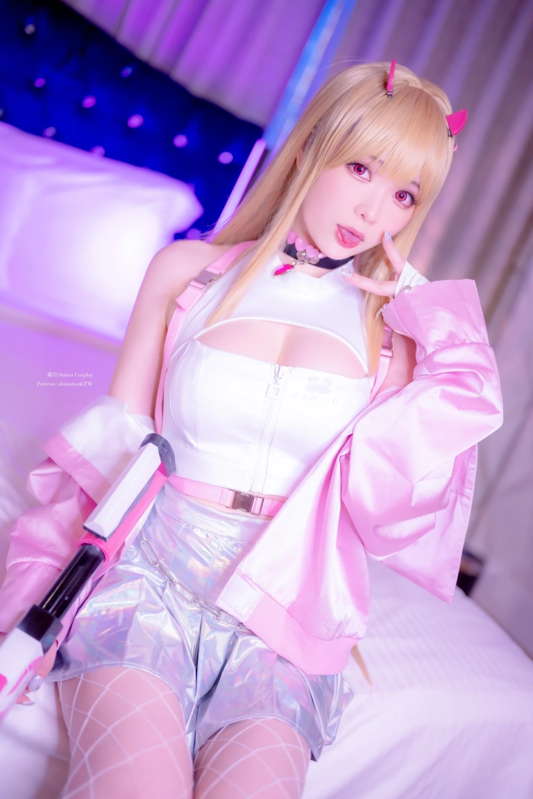 霜月shimo《Viper》写真图集 20P｜在线预览与图包下载