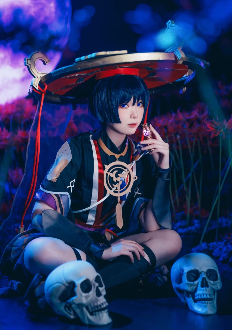 霜月shimo《Scaramouche》写真图集 12P｜在线预览与图包下载