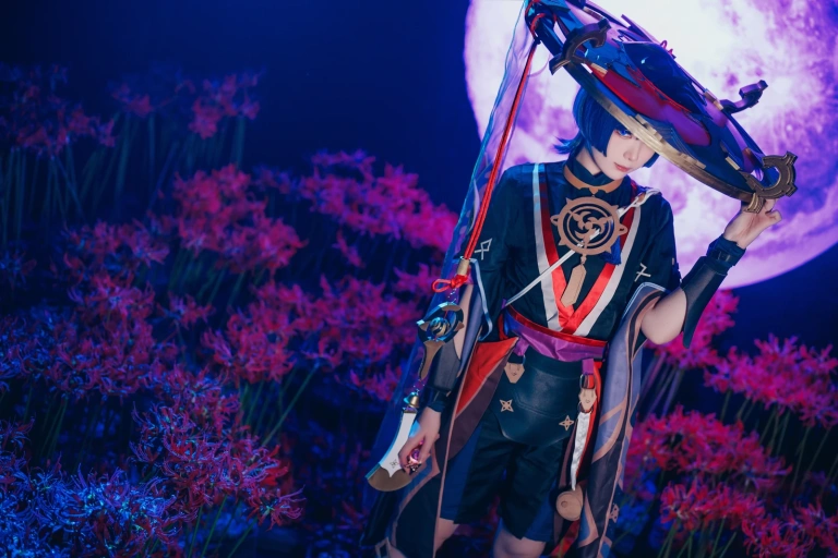 霜月shimo《Scaramouche》写真图集 12P｜在线预览与图包下载
