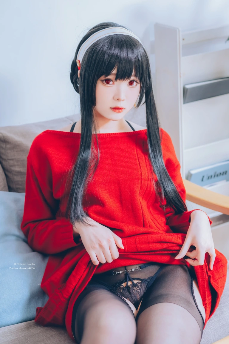 霜月shimo《Yor》写真图集 15P｜在线预览与图包下载