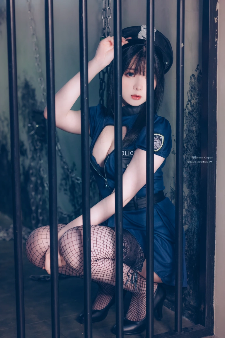 霜月shimo《Police》写真图集 51P｜在线预览与图包下载