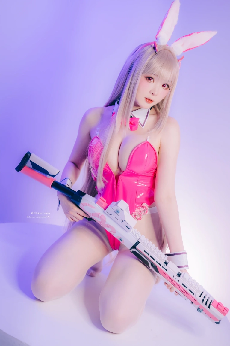 霜月shimo《NIKKE 妮姬 毒蛇兔女郎》写真图集 25P｜在线预览与图包下载
