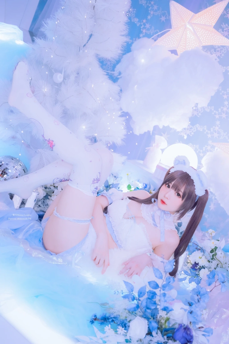 霜月shimo《White Bear》写真图集 16P｜在线预览与图包下载