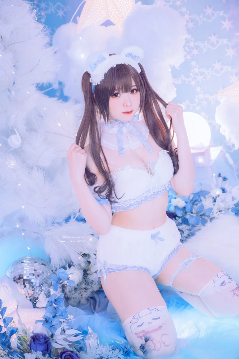霜月shimo《White Bear》写真图集 16P｜在线预览与图包下载