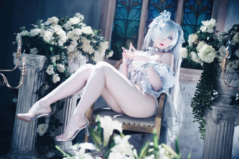 霜月shimo《灰姑娘Cinderella》写真图集 22P｜在线预览与图包下载