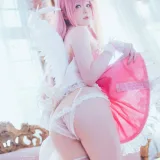 霜月shimo《桃樂絲 Dorothy（NIKKE）》写真图集 26P+3V｜在线预览与图包下载