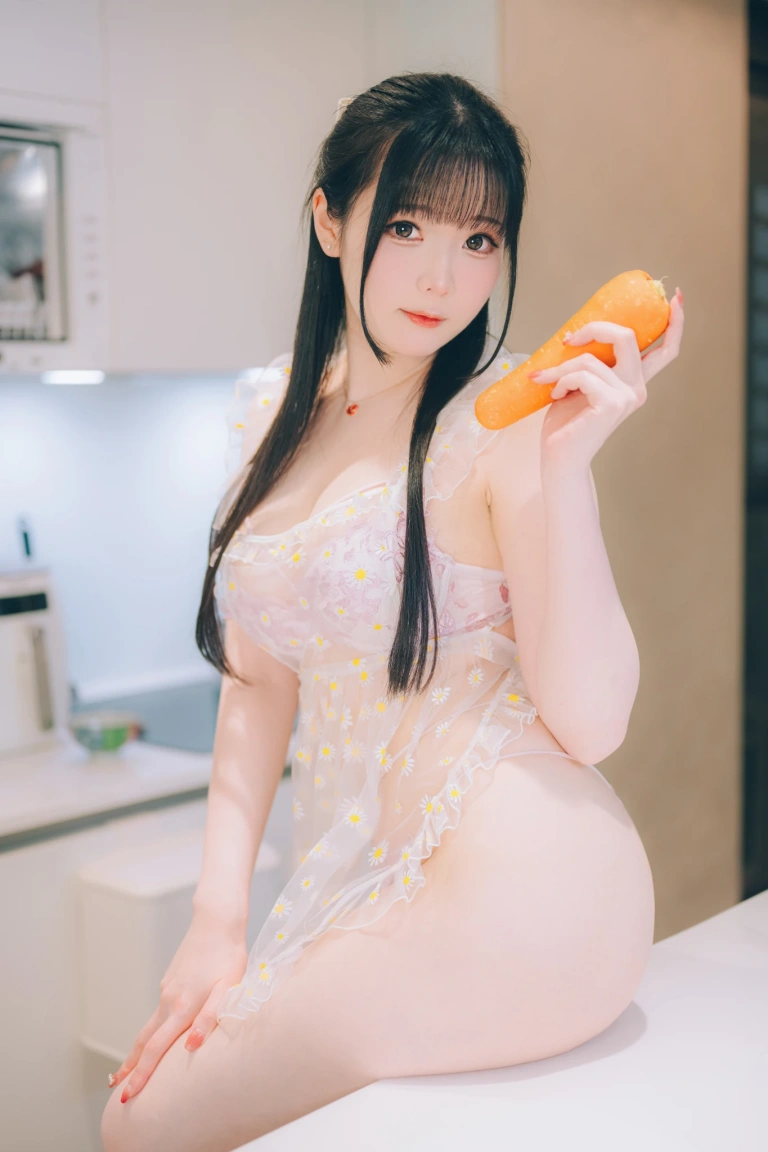 霜月shimo《DL写真集 Cohabitation With Shimo Chan》写真图集 85P｜在线预览与图包下载
