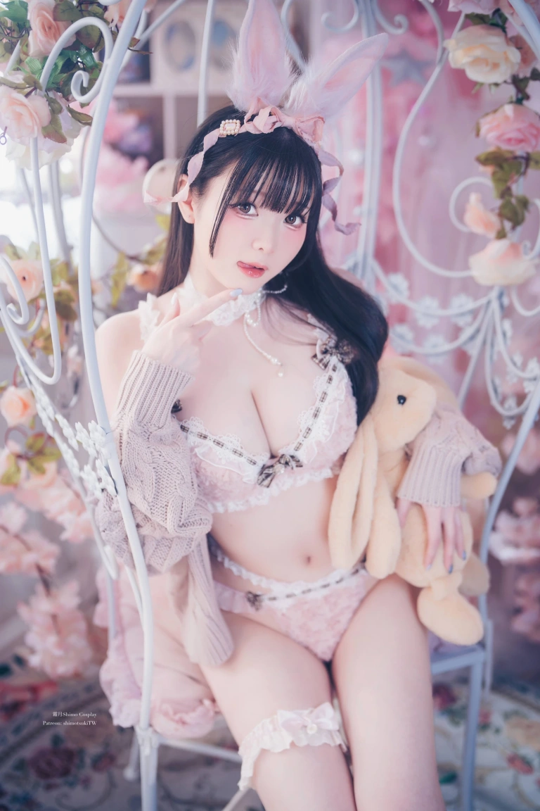 霜月shimo《Fluffy Bunny 2026》写真图集 20P｜在线预览与图包下载