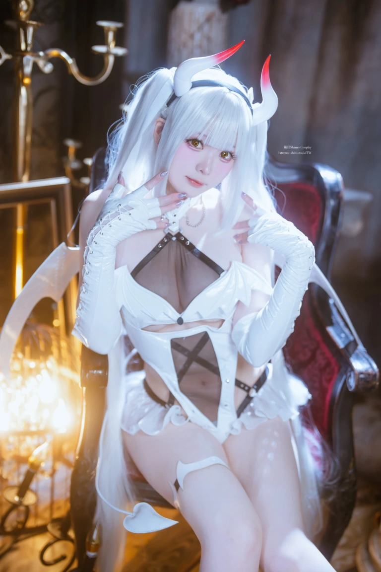 霜月shimo《Blanc Demon》写真图集 21P｜在线预览与图包下载