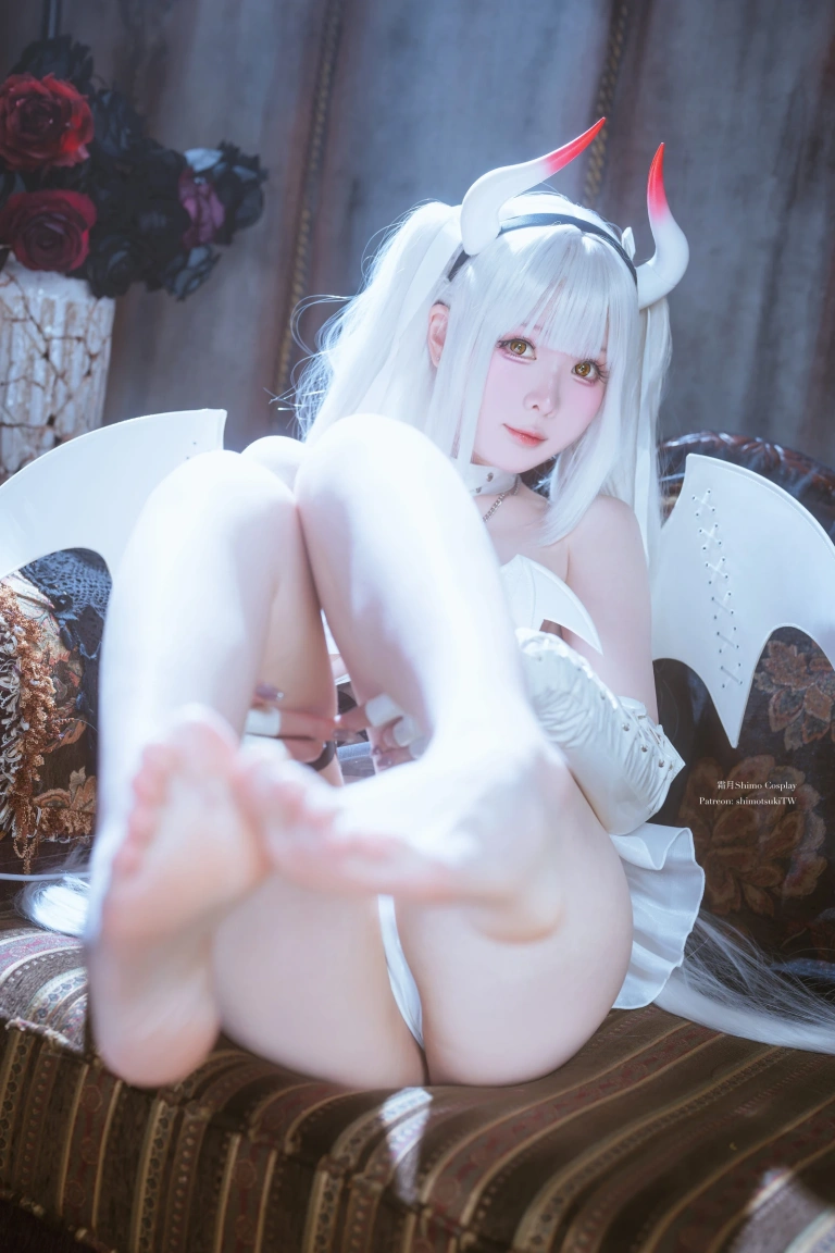 霜月shimo《Blanc Demon》写真图集 21P｜在线预览与图包下载