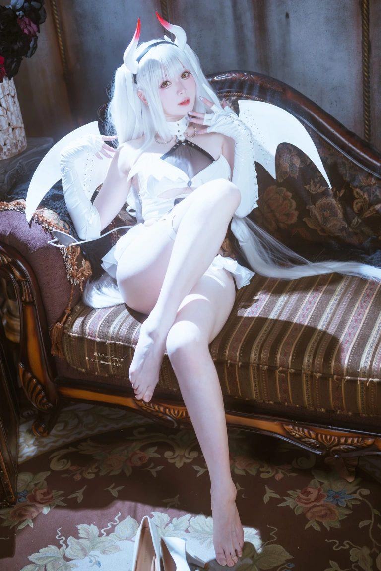 霜月shimo《Blanc Demon》写真图集 21P｜在线预览与图包下载