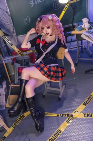 soso嗖嗖《弹丸论破 江之岛盾子》写真图集 36P｜在线预览与图包下载