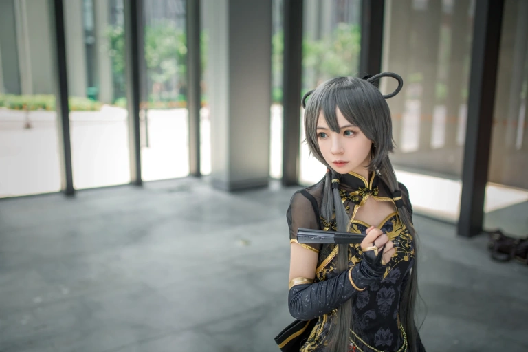 疯猫ss《洛天依》写真图集 10P｜在线预览与图包下载