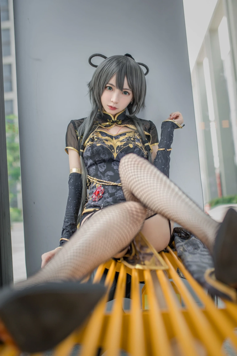 疯猫ss《洛天依》写真图集 10P｜在线预览与图包下载
