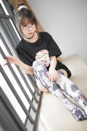 疯猫ss《黑猫》写真图集 22P｜在线预览与图包下载