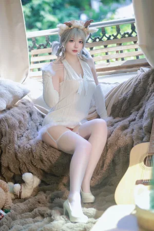 疯猫ss《2023圣诞特典＆白色毛衣》写真图集 98P+1V｜在线预览与图包下载