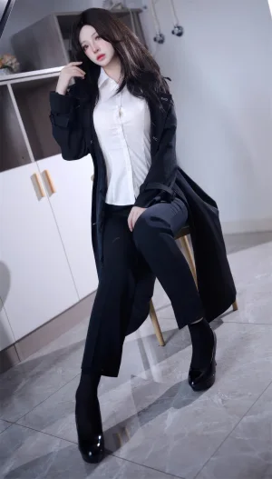 疯猫ss《少女衣橱 西装裤》写真图集 41P｜在线预览与图包下载