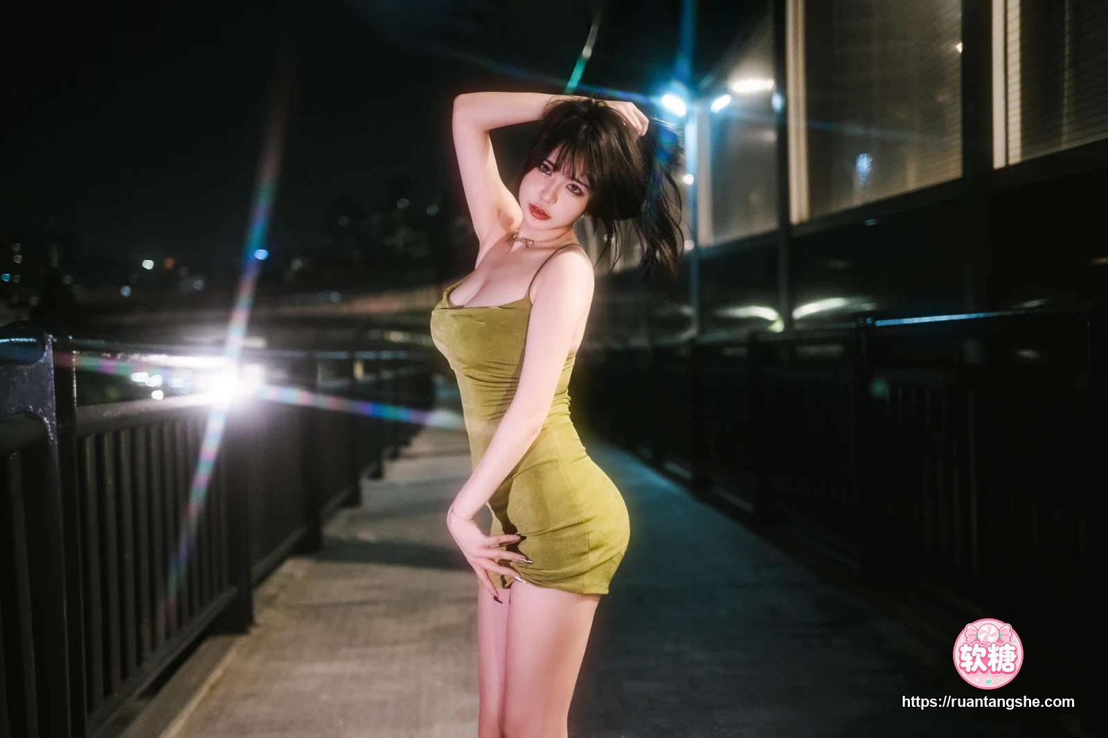 Tina很妖孽呀 Tina很妖孽呀 NO.004 - 绿色连衣裙