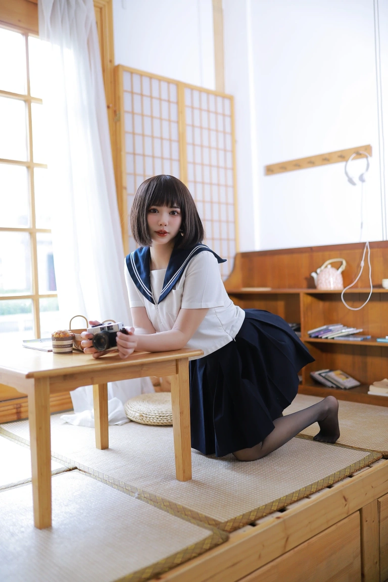 Tina很妖孽呀《捆绑jk》写真图集 111P+2V｜在线预览与图包下载
